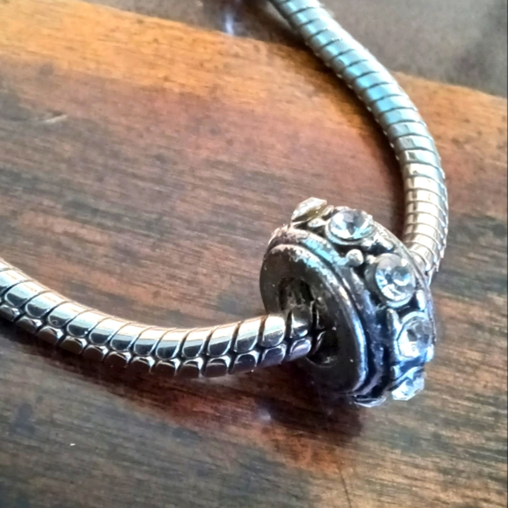Faux Diamond  Pandora Like Charm placer 6100